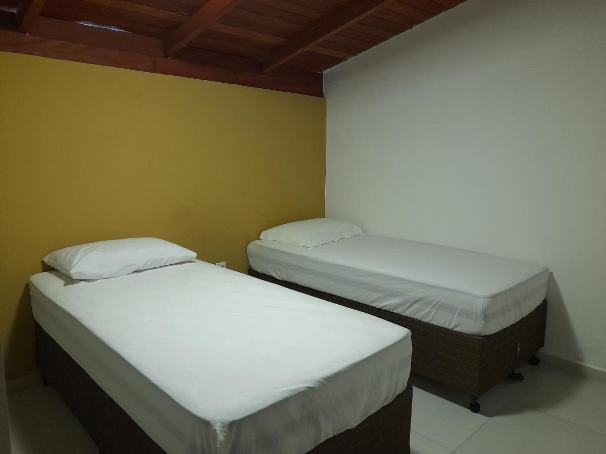 Casa 2 Quartos Bombinhas Buitenkant foto